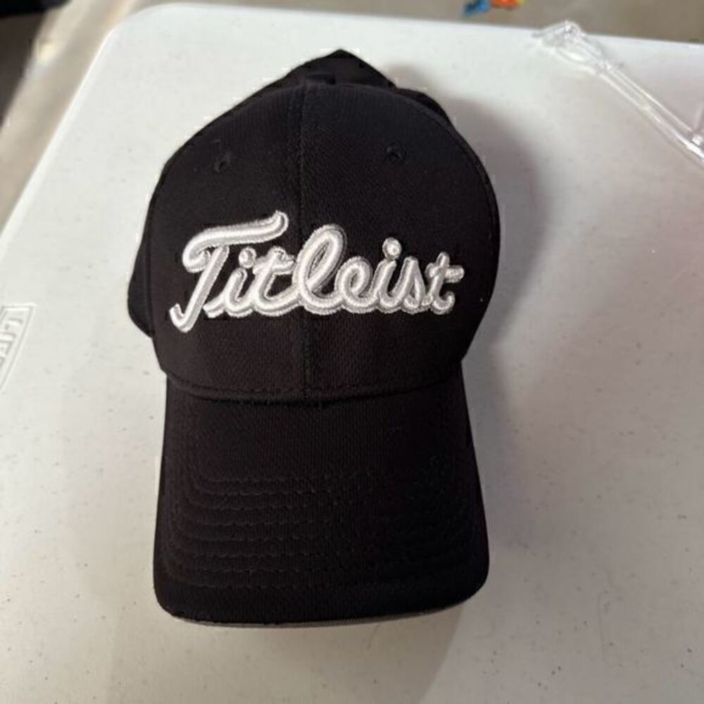 Titleist Unisex Adults Black Golf Hat Size M-L